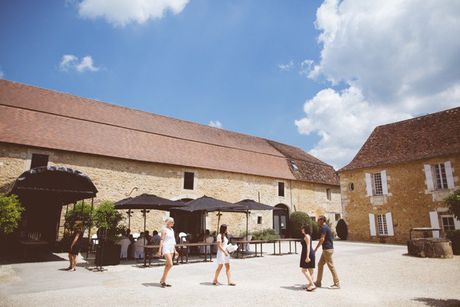 wedding photo chateau les merles