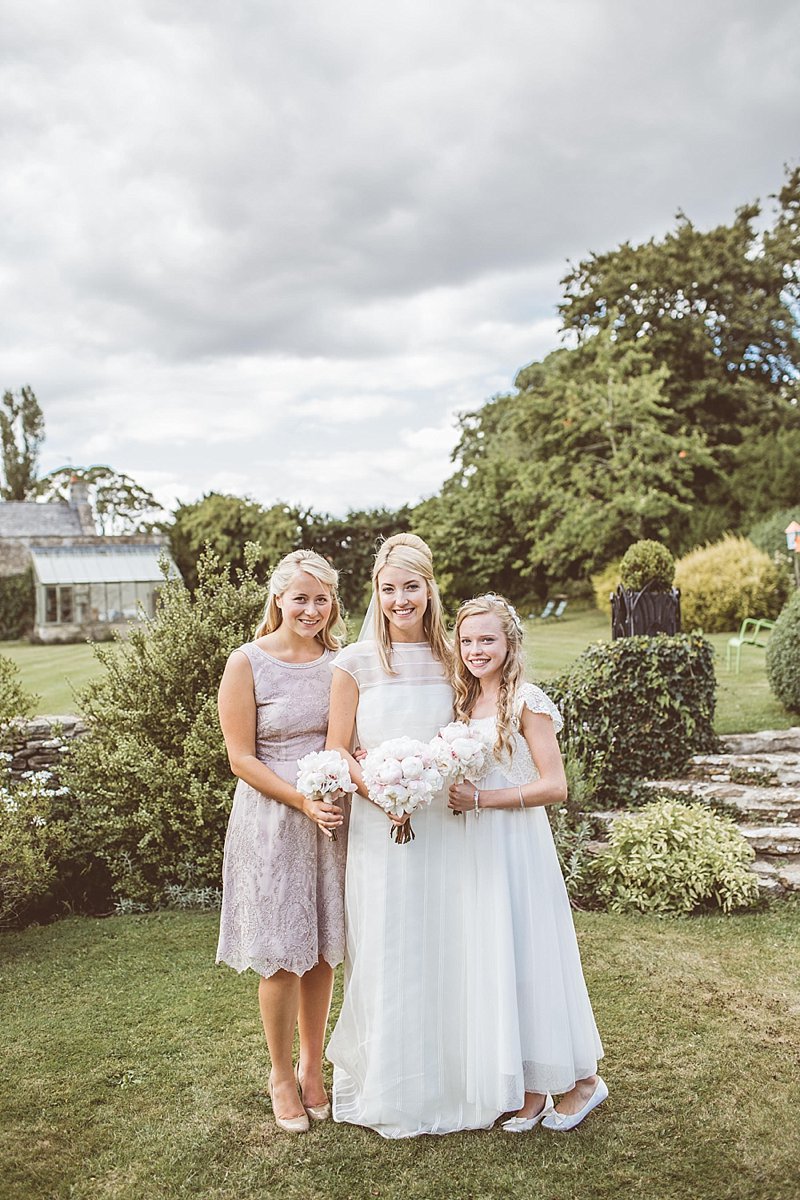 Jay Rowden creative modern wedding reportage photography the rectory crudwell