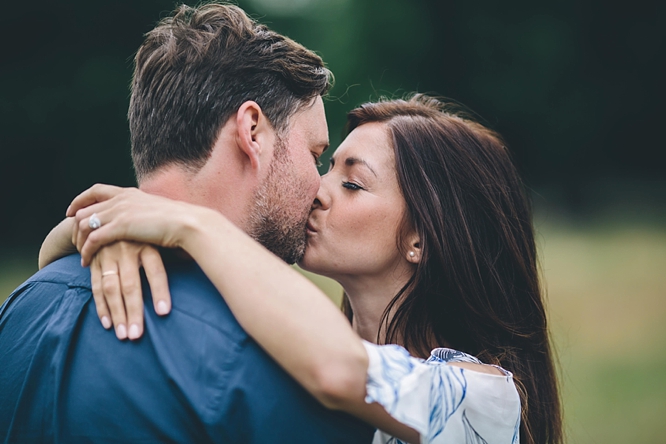 natural engagement photographer