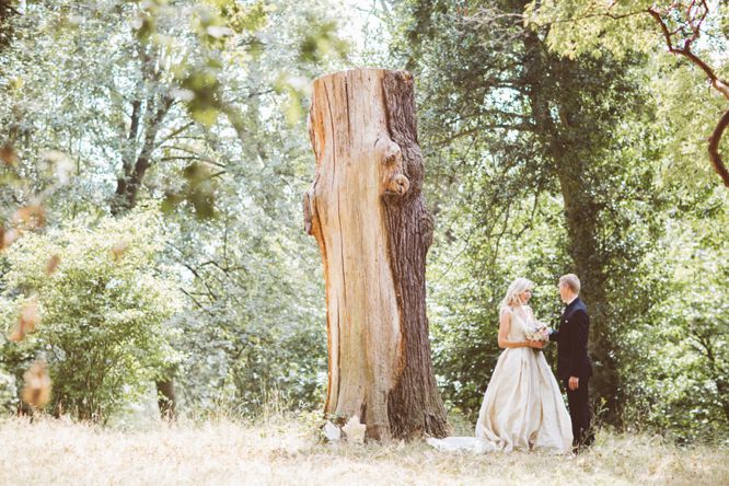 bride and groom richmond park wedding photos