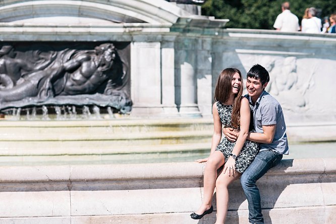 london engagement photo shoots