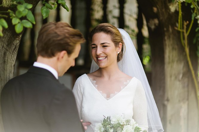 Fitzleroi Barn Wedding Photography 17 fitzleroi barn wedding photography