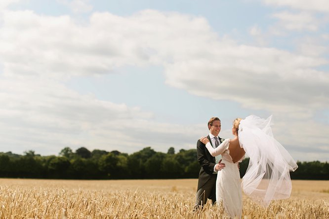 fitzleroi barn wedding photography