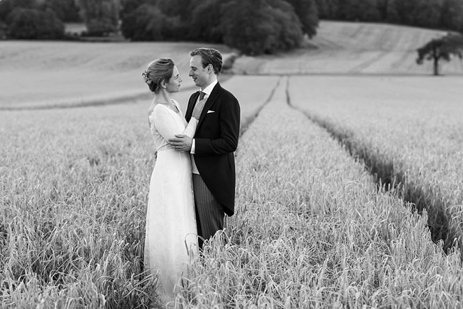 fitzleroi barn wedding photography