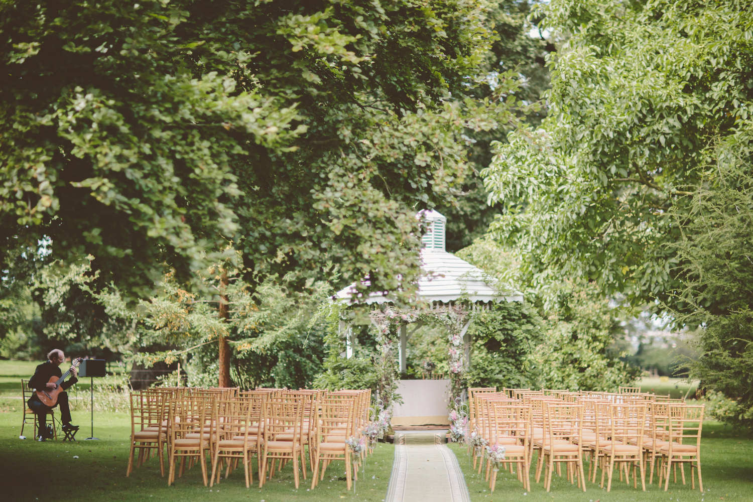 maunsel house bridgewater somerset wedding english garden outdoor reception 1480
