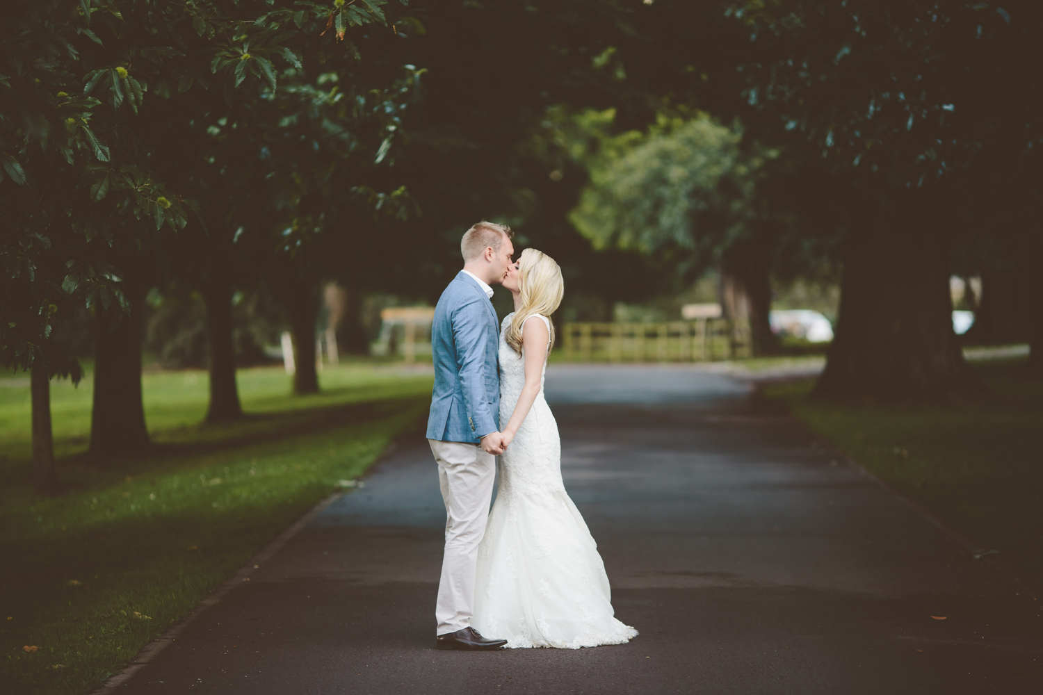 maunsel house bridgewater somerset wedding english garden outdoor reception 1537
