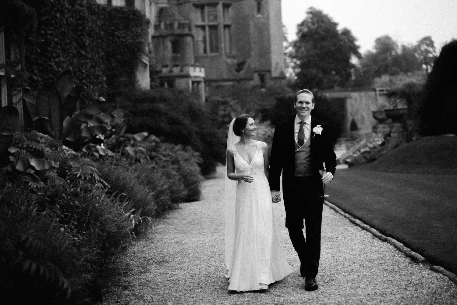 Wedding Day Timeline Schedule Of Events 6 andrea david sudeley castle wedding winchcombe 74