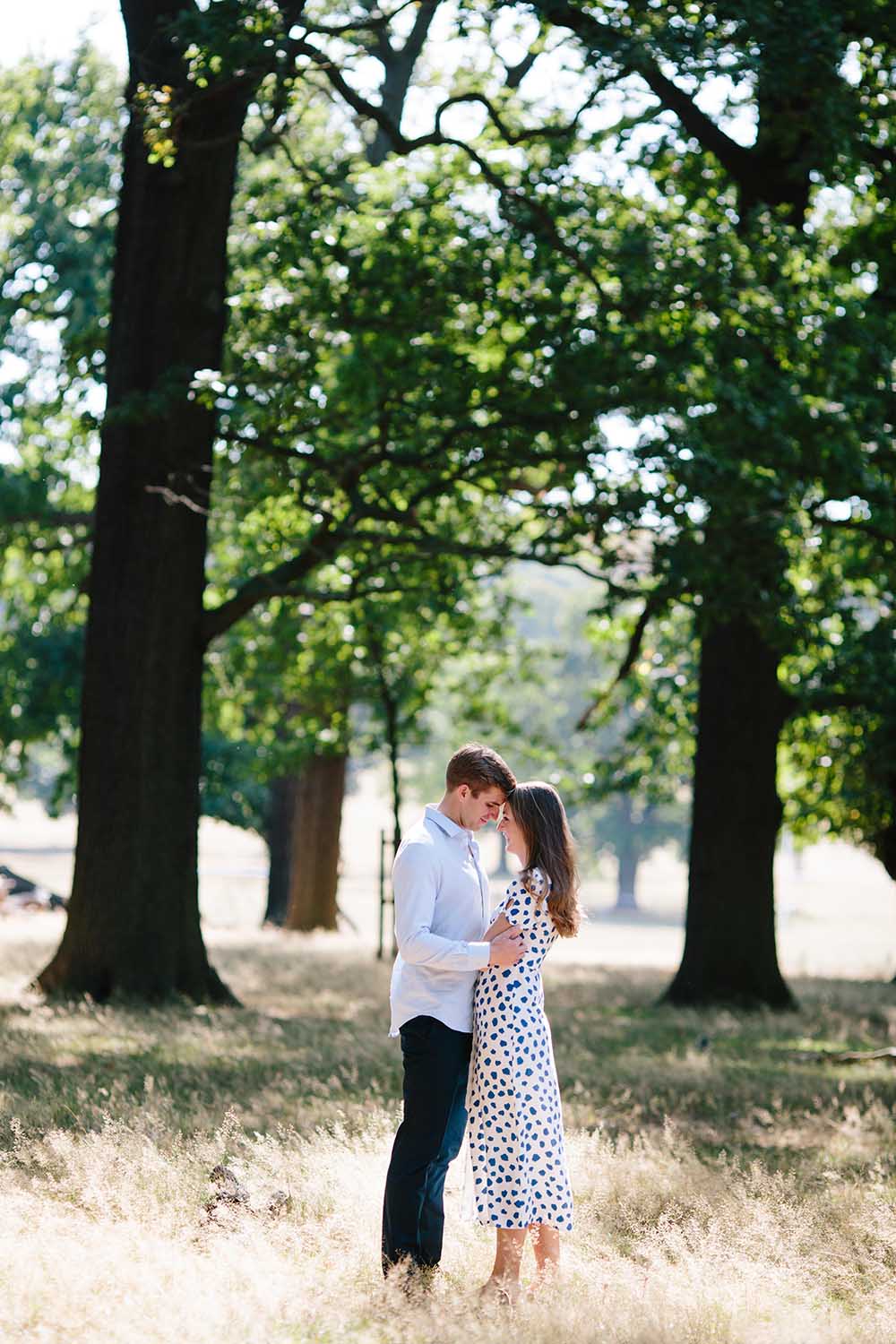 10 Blissful Engagement Photos in Hyde Park, Westminster 5 hyde park engagement photos 3